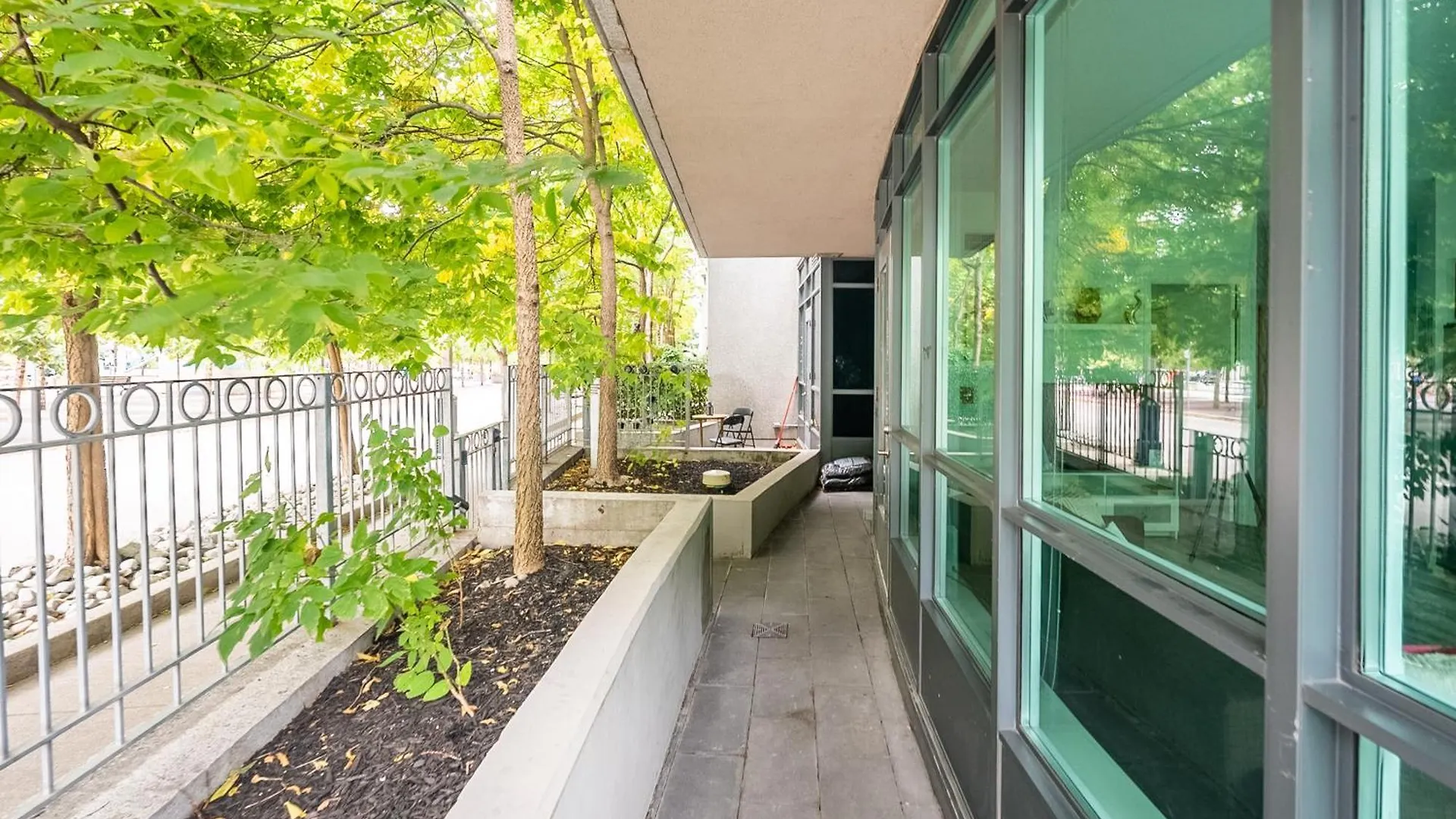Globalstay Magnificent Condos In Dt Toronto Canada