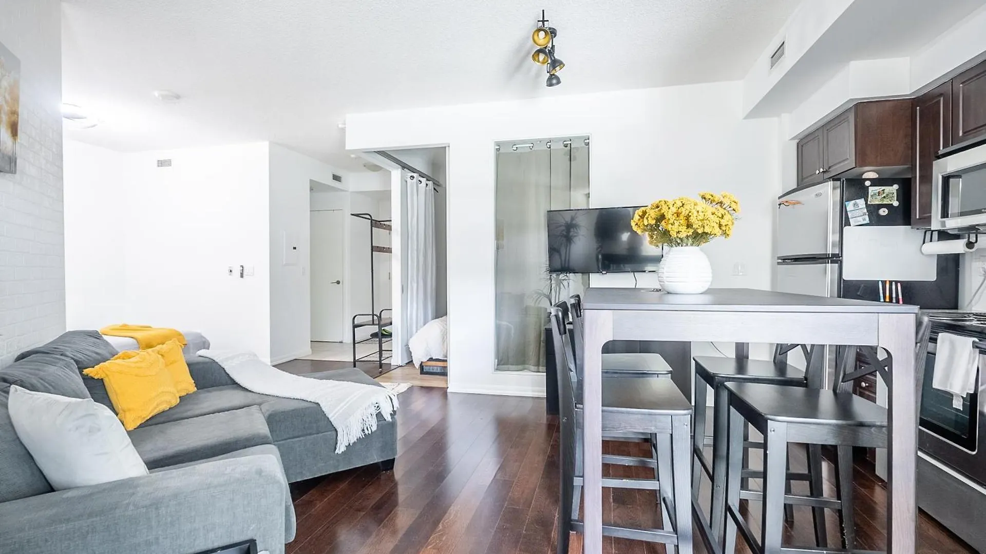 Globalstay Magnificent Condos In Dt Toronto