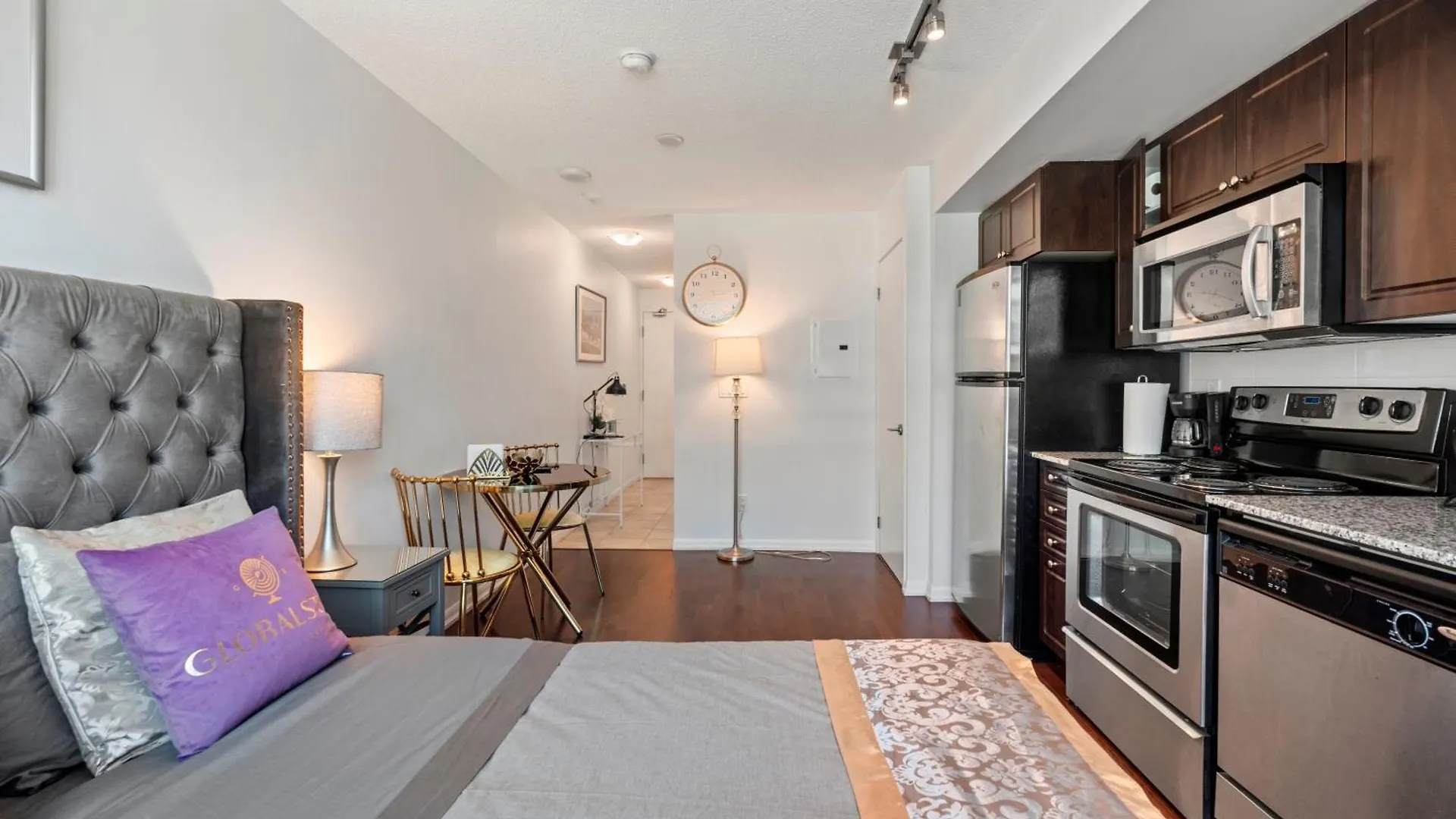 Globalstay Magnificent Condos In Dt Toronto Appartement