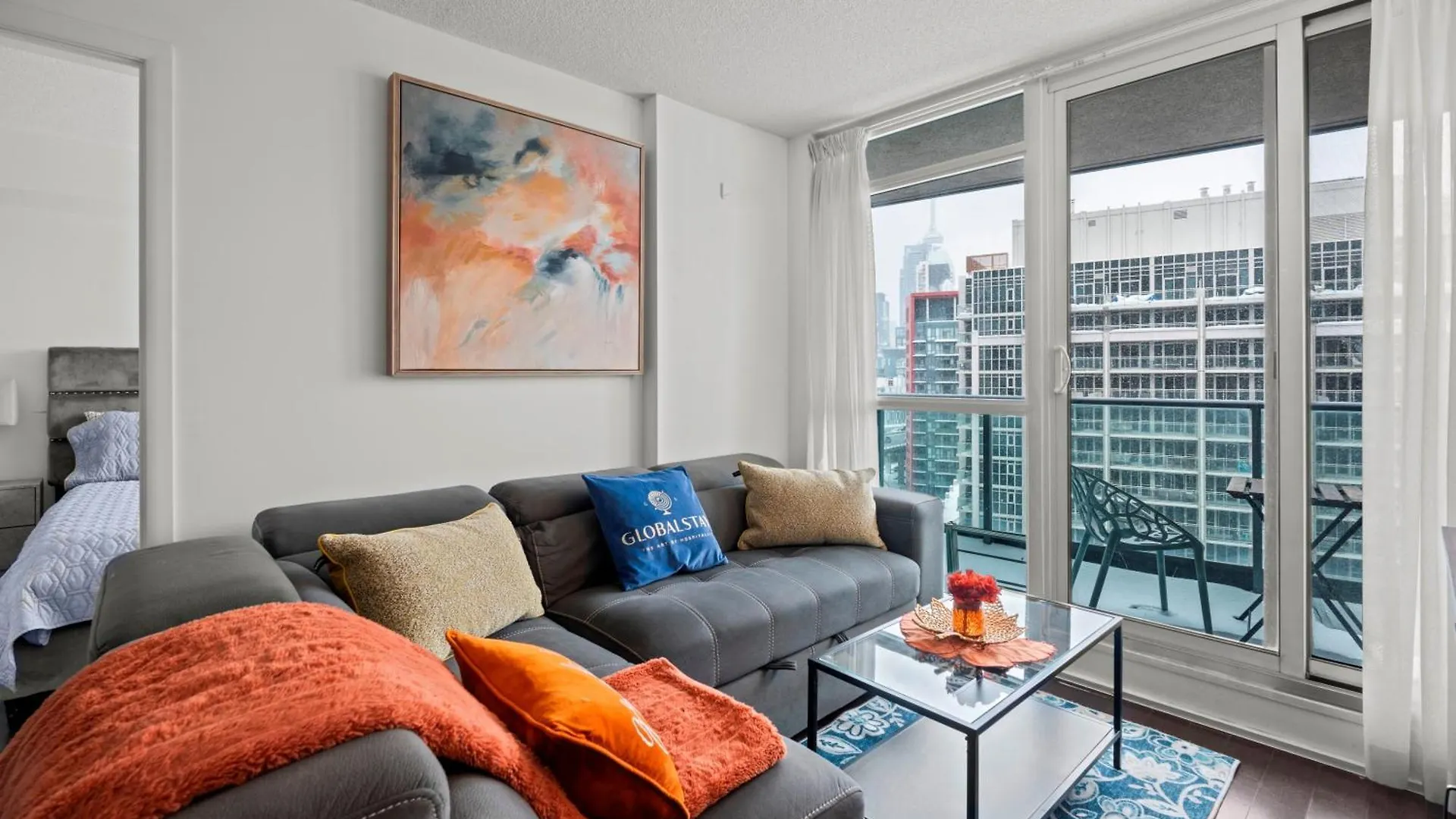 Globalstay Magnificent Condos In Dt Toronto
