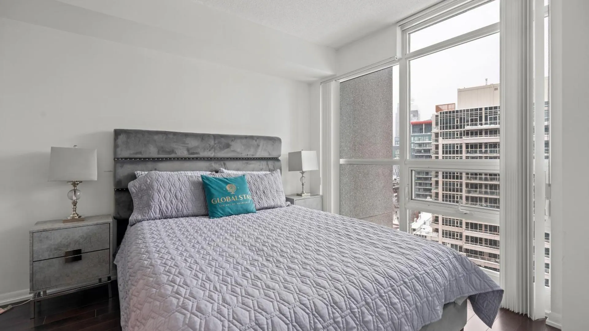 Globalstay Magnificent Condos In Dt Toronto